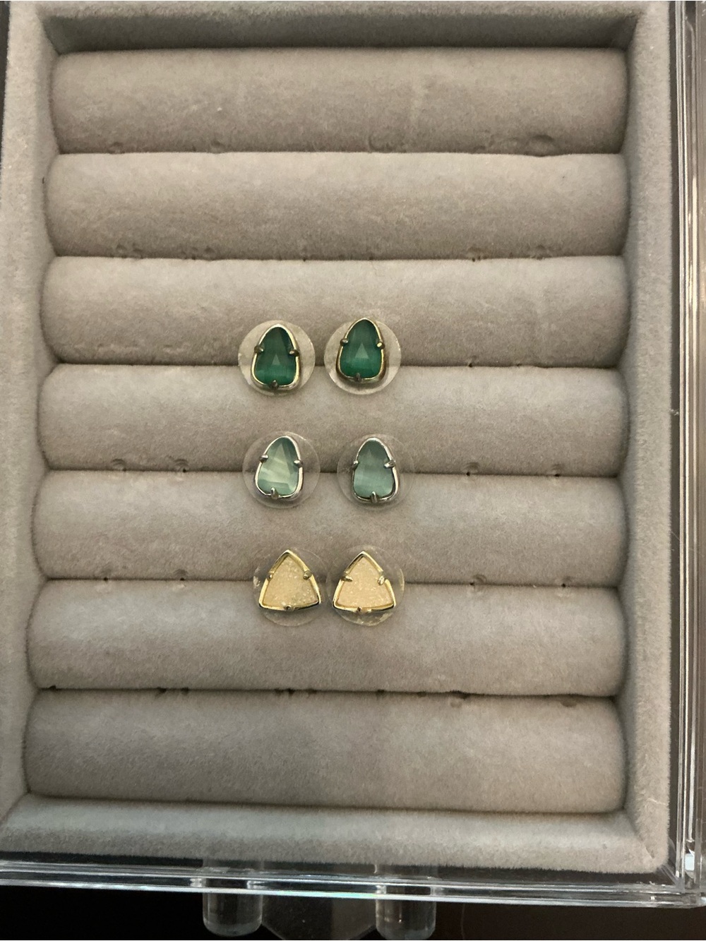 Kendra Scott Green Teardrop & Gold Triangle Stud Earring Set